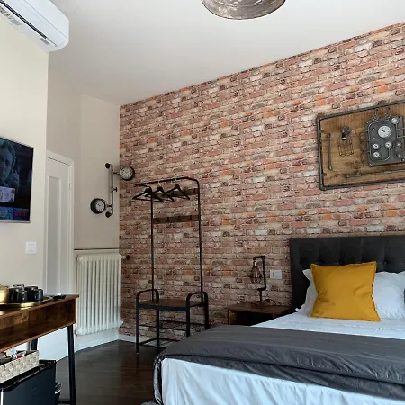 Suite Lame 37 Rental Rooms-3